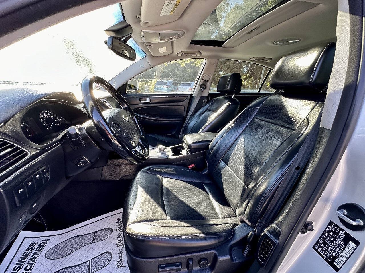 Used 2012 Hyundai Genesis 5.0 R-Spec RWD image 9