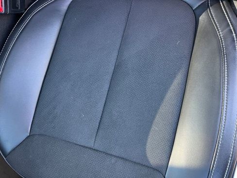 Used 2025 Jeep Grand Cherokee Altitude image 12