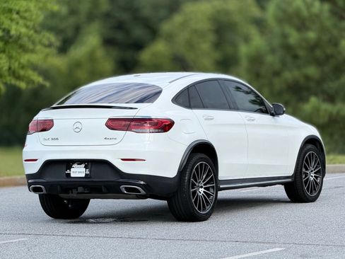 Used 2020 Mercedes-Benz GLC 300 4MATIC Coupe image 11