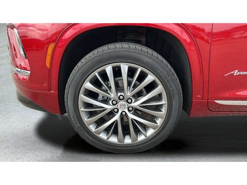 Certified 2025 Buick Enclave Avenir w/ Super Cruise Package AWD/4WD image 36