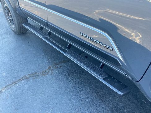 New 2025 Toyota Tacoma TRD Off-Road image 5