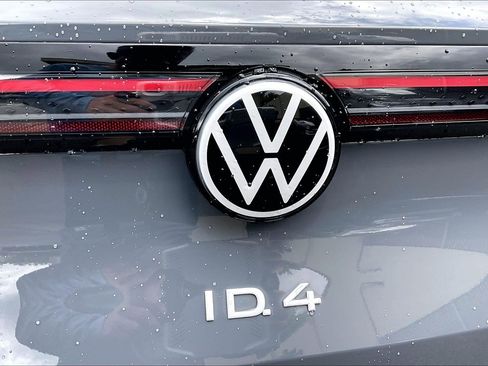 Used 2023 Volkswagen ID.4 Pro S image 30
