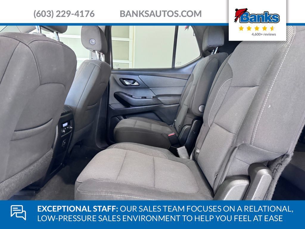 Certified 2023 Chevrolet Traverse LT AWD/4WD image 10