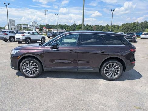 Used 2023 Lincoln Corsair Reserve AWD/4WD image 6