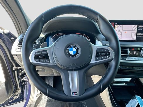 Certified 2024 BMW X4 xDrive30i w/ M Sport Package AWD/4WD image 11