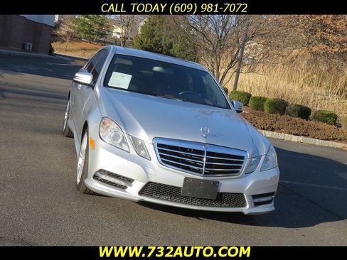 Used 2012 Mercedes-Benz E 350 4MATIC Sedan image 14