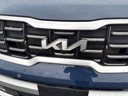 Used 2024 Kia Telluride SX Prestige w/ Towing Package image 18