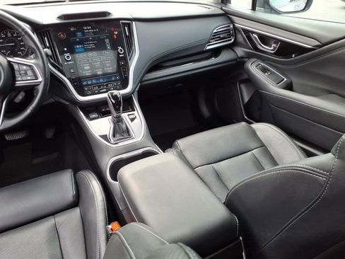 Used 2023 Subaru Outback Touring image 7