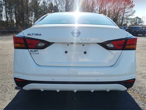 Certified 2024 Nissan Altima 2.5 S image 4