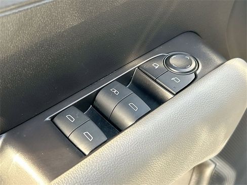 Certified 2024 Chevrolet Colorado ZR2 w/ ZR2 Convenience Package III image 24