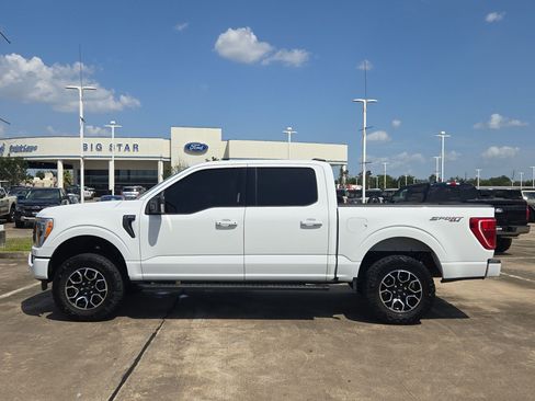 Used 2022 Ford F150 XLT w/ Equipment Group 302A High AWD/4WD image 9