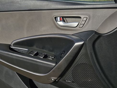 Used 2018 Hyundai Santa Fe Sport w/ 2.4L Tech Package 04 image 28