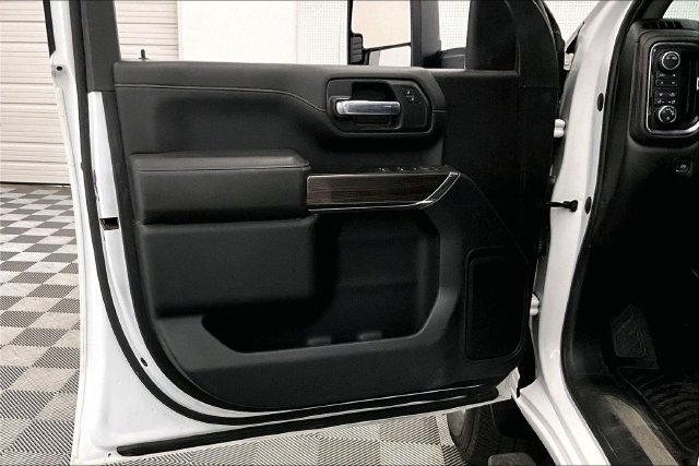 Used 2023 Chevrolet Silverado 3500 LT w/ Convenience Package AWD/4WD image 21