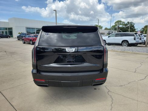 New 2026 Cadillac Escalade Platinum Sport AWD/4WD image 6