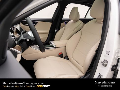 New 2026 Mercedes-Benz C 300 4MATIC Sedan image 18