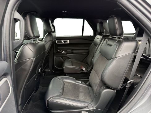 Used 2022 Ford Explorer ST w/ ST Street Pack AWD/4WD image 16