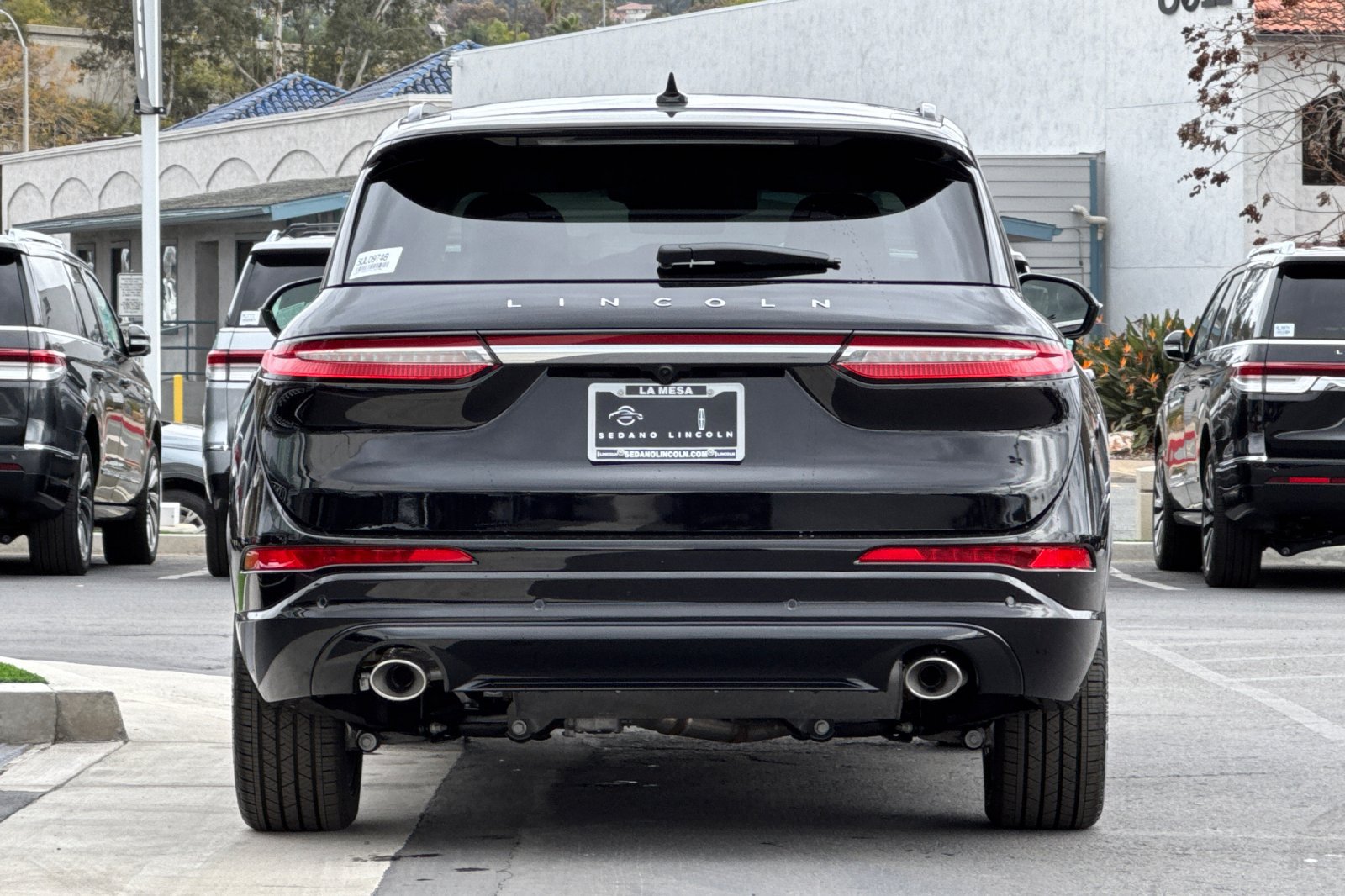 New 2025 Lincoln Corsair Grand Touring w/ Equipment Group 302A AWD/4WD image 4