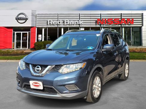 Used 2016 Nissan Rogue SV w/ SV Premium Package AWD/4WD image 4