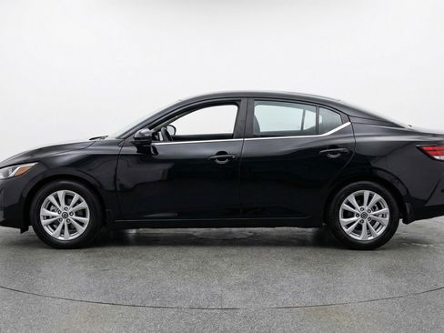 Used 2025 Nissan Sentra S image 3