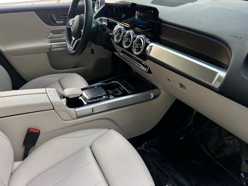 Used 2023 Mercedes-Benz EQB 300 300 w/ Exclusive Package image 13