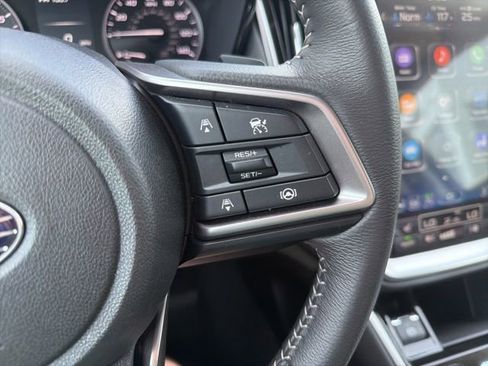 Used 2025 Subaru Outback Premium AWD/4WD image 15