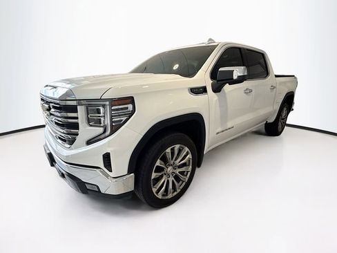 Used 2022 GMC Sierra 1500 SLT image 3