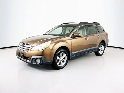 Used 2013 Subaru Outback 2.5i Premium w/ Popular Pkg 1B image 3