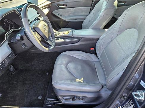 Used 2019 Toyota Avalon Limited w/ Advanced Safety Package image 16
