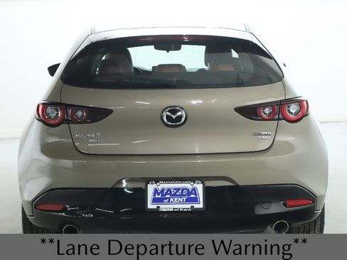 Certified 2025 MAZDA MAZDA3 Carbon image 21