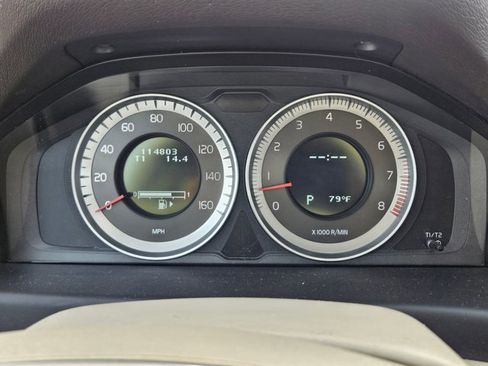 Used 2012 Volvo XC70 T6 image 11