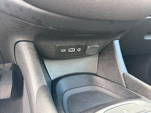 Used 2022 Chevrolet Malibu RS FWD image 37
