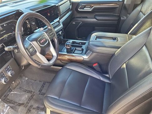 Used 2022 GMC Sierra 1500 Elevation w/ Elevation Premium Package image 7