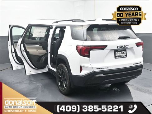 New 2026 GMC Terrain Elevation w/ Elevation Premium Package image 24