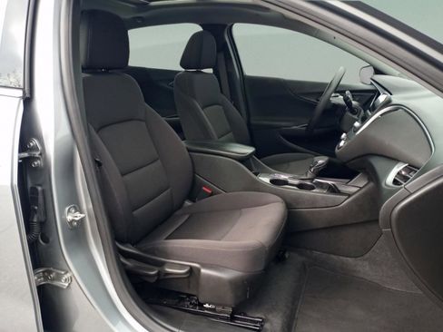 Used 2024 Chevrolet Malibu LT image 29