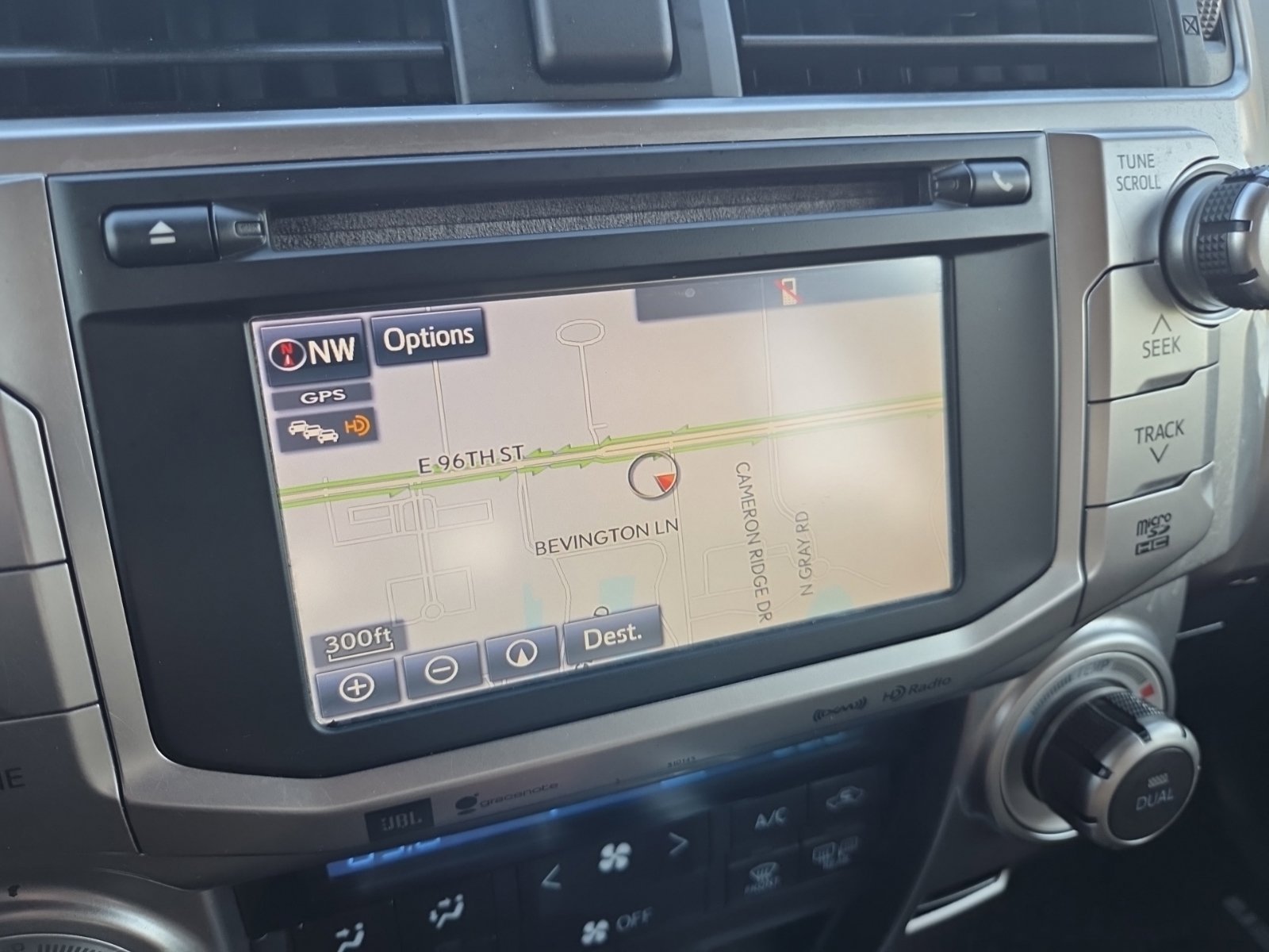 Used 2018 Toyota 4Runner Limited AWD/4WD image 28