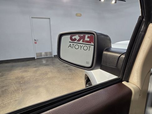 Used 2017 RAM 1500 Laramie image 24