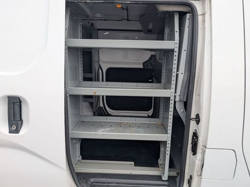 Used 2020 Nissan NV200 SV image 40