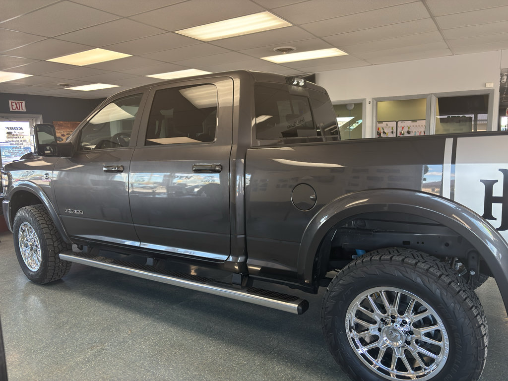 New 2025 RAM 2500 Laramie AWD/4WD image 8