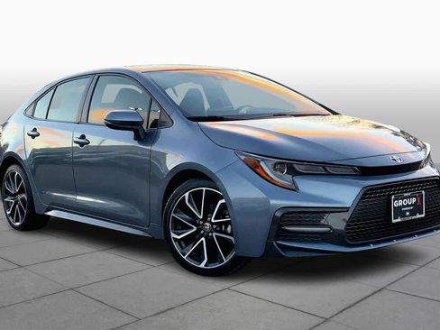 Used 2021 Toyota Corolla SE image 2
