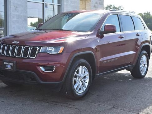 Used 2017 Jeep Grand Cherokee Laredo w/ Quick Order Package 23E AWD/4WD image 17