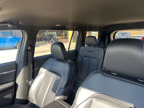 New 2025 Jeep Grand Cherokee L Limited image 20