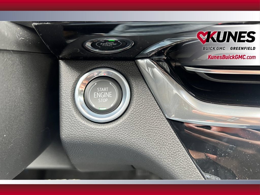 New 2026 Buick Envista Sport Touring w/ Convenience I Package FWD image 31