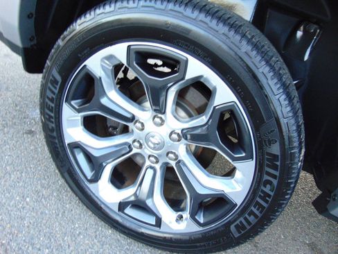 Used 2019 RAM 1500 Limited w/ Advanced Safety Group image 58