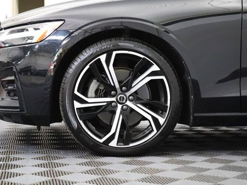 Used 2024 Volvo S60 B5 Plus AWD/4WD image 6