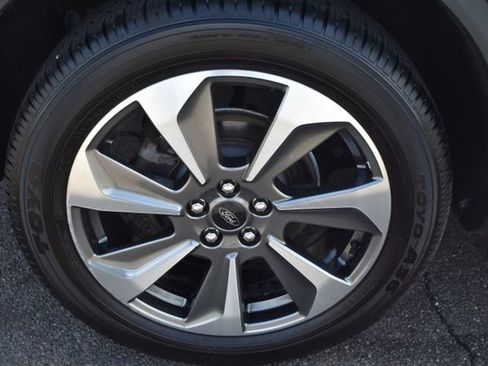 Used 2023 Ford Escape Platinum AWD/4WD image 47
