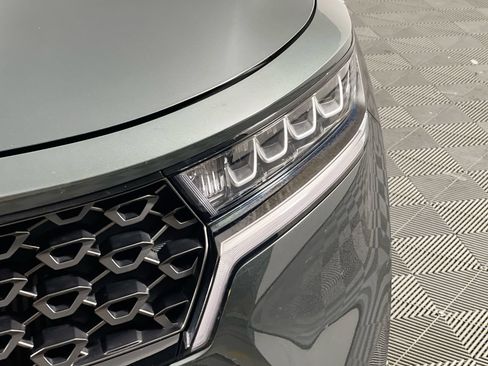 Certified 2023 Kia Sorento X-Line EX AWD/4WD image 9