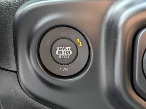 Used 2023 Jeep Wrangler Unlimited Sport AWD/4WD image 28