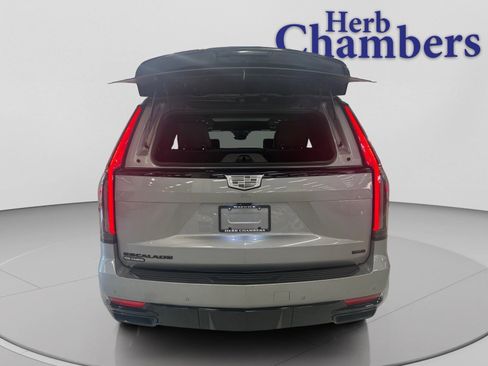 Used 2023 Cadillac Escalade Sport Platinum w/ LPO, ONYX Package image 7