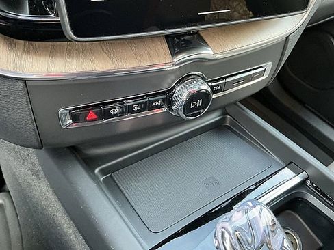 New 2026 Volvo XC60 T8 Plus w/ Protection Package Premier image 18