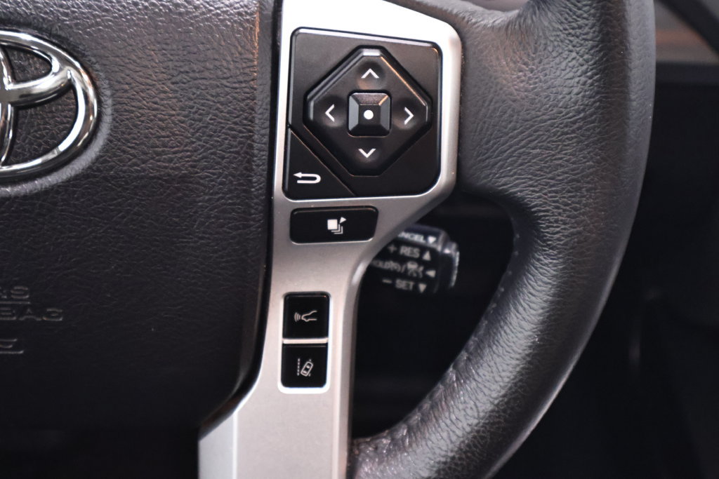 Used 2021 Toyota Tundra Platinum AWD/4WD image 26